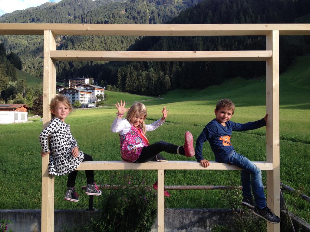 Landhaus Kumbichl Mayrhofen Pokoj fotografie