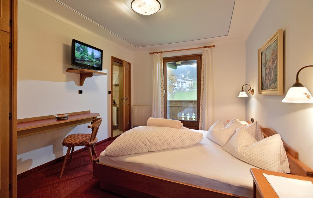 Landhaus Kumbichl Mayrhofen Pokoj fotografie